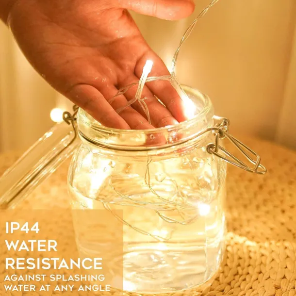 300 LED 9.8x9.8Ft Remote Control Christmas Curtain Lights USB Plug in Fairy Curtain Lights Outdoor Window Wall Hanging Curtain String Lights for Bedroom Backdrop Wedding Party Indoor Decor Warm White