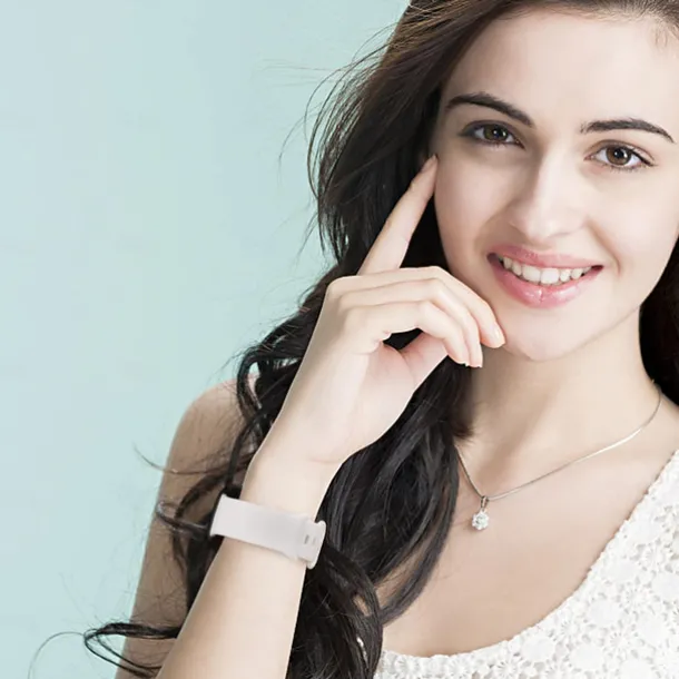 5 Pack Bands Compatible with Fitbit Versa 4 / Sense 2 / Versa 3 / Sense Bands Women Men Classic Soft Silicone Sport Band Replacement Wristband Strap