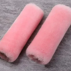 2 Pack Imitation Sheepskin Seat Belt Pads, Soft Shoulder and Neck Cushion, Imitation Wool, Car Interior Accessory