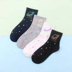 4 Pairs Women's Crew Socks Work Daily Holiday Retro Cotton Classic Casual Formal Warm Casual Cute Socks
