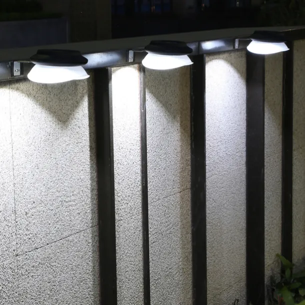 2/4 Pcs LED Solar Street Lights Outdoor Wall Lights Fence Lights 9LEDs Home Garden Outdoor Courtyard Fence Wall Decoration LED Waterproof Wall Light Garage Porch Yard Lighting
