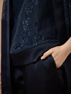 3 Piece Mother of the Bride Pantsuit Metalic Floral Lace Applique Elegant Minimalist V Neck Ankle Length Lace 3/4 Length Sleeve Jacket2025