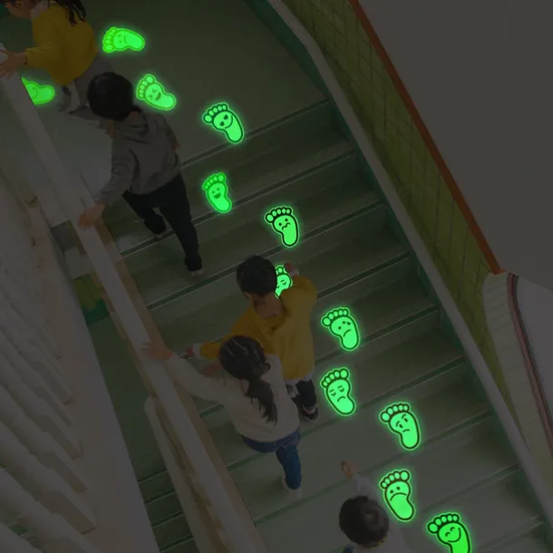 1 Set Footprint Pattern Glow In The Dark Floor Sticker