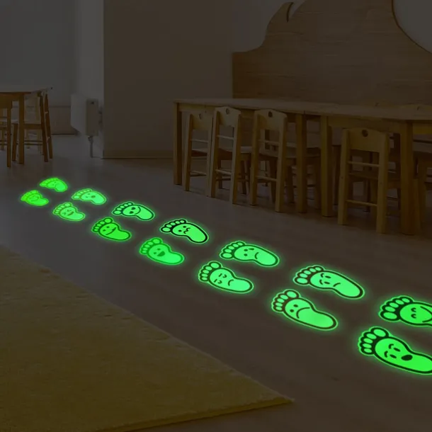 1 Set Footprint Pattern Glow In The Dark Floor Sticker