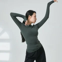 Activewear Top Ruching Pure Color Women's Performance Training Long Sleeve Polyester