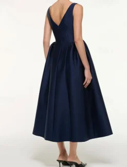 A-Line Cocktail Dresses Elegant Dress Formal Wedding Tea Length Sleeveless Boat Neck Satin with Pleats Pocket