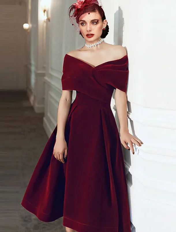A-Line Cocktail Dresses Elegant Dress Wedding Guest Knee Length Short Sleeve Off Shoulder Velvet with Pleats Pure Color Dresses