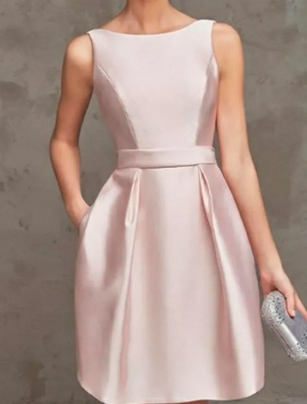 A-Line Cocktail Dresses Party Dress Wedding Guest Graduation Short / Mini Sleeveless Boat NeckDress Satin V Back with Pleats Dresses