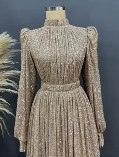 A-Line Evening Gown Elegant Dress Black Tie Floor Length Long Sleeve Jewel Neck Fall Wedding Guest Sequined with Ruched Masquerade Dress