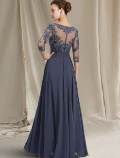 A-Line Mother of the Bride Dress Elegant Jewel Neck Floor Length Chiffon Lace 3/4 Length Sleeve with Pleats Appliques