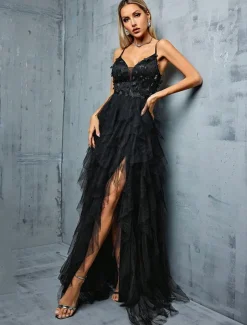 A-Line Quinceanera Dresses Elegant Dress Wedding Wedding Guest Floor Length Sleeveless V Neck Tulle Backless with Pleats Slit