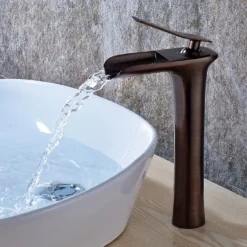 Bathroom Sink Faucet,Brass Waterfall Centerset Single Handle One Hole Bath Taps