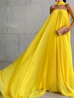 Beach Wedding A-Line Evening Gown Fairy Dress Formal Wedding Guest Floor Length Sleeveless Strapless Stretch Chiffon with Pleats Shawl