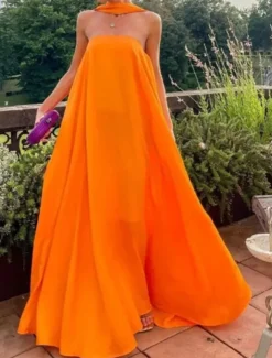 Beach Wedding A-Line Evening Gown Fairy Dress Formal Wedding Guest Floor Length Sleeveless Strapless Stretch Chiffon with Pleats Shawl