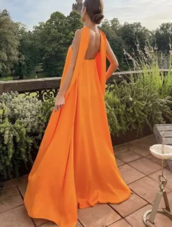 Beach Wedding A-Line Evening Gown Fairy Dress Formal Wedding Guest Floor Length Sleeveless Strapless Stretch Chiffon with Pleats Shawl