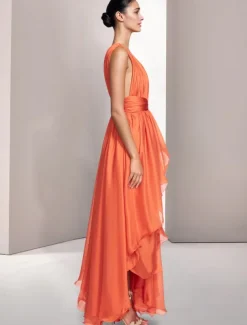 Beach Wedding A-Line Prom Dresses Elegant Dress Formal Summer Asymmetrical Sleeveless V Neck Chiffon with Ruched