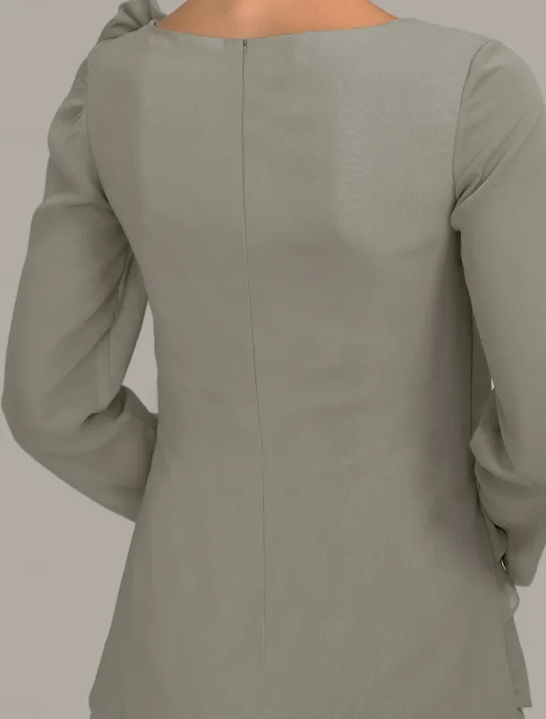 Beach Wedding Two Piece Jumpsuit / Pantsuit Mother of the Bride Wedding Guest Elegant Plus Size Jewel Neck Floor Length Chiffon Long Sleeve with Bow(s) Ruffles