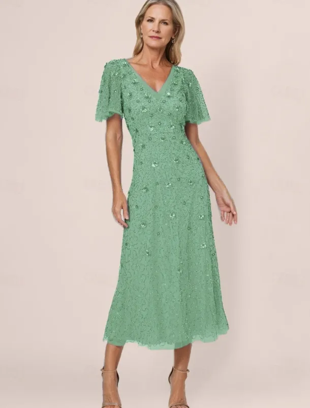 Beaded A-Line Dress Mother of the Bride Wedding Elegant Vintage V Neck Floor Length Lace Short Sleeve with Lace Sequin
