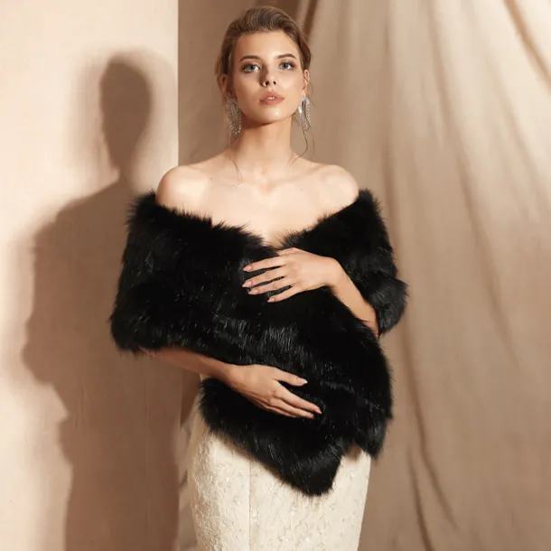 Beige Bridal Shawls Winter Faux Fur Wraps Fall Wedding Party Evening Women's Wrap With Pure Color For Wedding Formal dress to impress