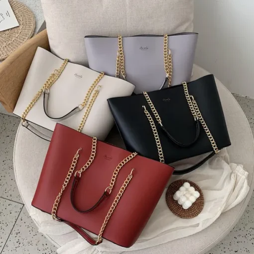 Black Tote Bag with Gold Chain Straps – Stylish and Spacious PU Leather Handbag for Women, Perfect for Work, Travel, and Everyday Use