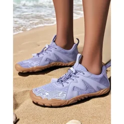 Breathable Wide Fit Water Shoes for Women – Stylish Color-block Barefoot Aqua Shoes for Beach, Kayaking, Swimming & Travel, Quick-Drying Lightweight Swim Footwear