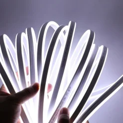 BRELONG® 5m Flexible LED Light Strips 600 LEDs 1pc Warm White White Red Waterproof Party Decorative 220-240 V