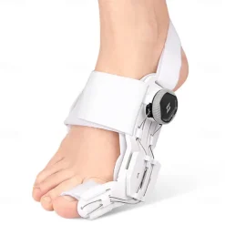 Bunion Corrector for Women Men Adjustable Universal Size Bunion Splint Big Toe Straightener Toe Separators for Bunions with 2 Silicone Pads Better Fit to the Toes Without Damaging the Skin