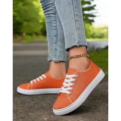 Canvas Lace-Up Sneakers for Women – Classic and Comfortable Sneakers for Everyday Wear, Perfect for Casual Outings and Weekend Adventures