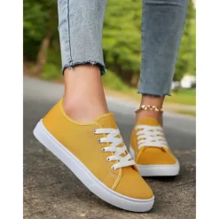 Canvas Lace-Up Sneakers for Women – Classic and Comfortable Sneakers for Everyday Wear, Perfect for Casual Outings and Weekend Adventures