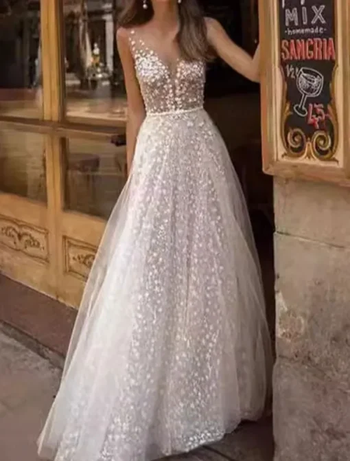 Casual Wedding Dresses A-line V Neck Sleeveless Floor Length Embrodered Lace Bridal Gowns Beach Wedding Gown