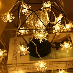 Christmas Decor Lights Snowflake Fairy String Lights Battery / USB Powered 10/20/40 LED Christmas New Year Party Holiday Home Garden Balcony Tree Decoration