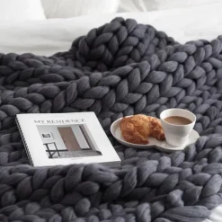 Chunky Knit Throw Blanket Super Thick Wool Handwoven Blanket Sofa Blanket Cover Blanket Knitting Thick Thread Blanket
