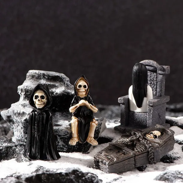 Creative Halloween decorations Scary Ghost Wizard Ghost King Skull Gravestone Decoration Easter accessories