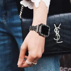 Diamond Bling Bumper Case For Apple watch 8 7 6 SE 5 41mm 45mm 44mm 40mm 42mm 38mm Accessories Protector Cover for iWatch series 2 3 4 1