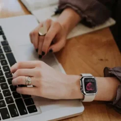 Diamond Bling Bumper Case For Apple watch 8 7 6 SE 5 41mm 45mm 44mm 40mm 42mm 38mm Accessories Protector Cover for iWatch series 2 3 4 1