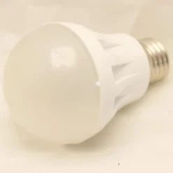 E27 LED Bulb Energy Saving Power Saving 5W Replacement Tungsten 220V for Home Lighting A19 4pcs