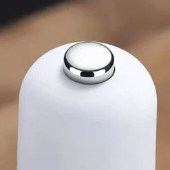 Electric Salt Pepper Grinders Stainless Steel Automatic Gravity Herb Spice Mill Automatic Pepper Grinder Battery Powered Electric Salt Grinder Adjustable Coarseness