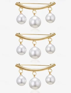 Elegant Pearl Drop Brooch Set with Gold Curved Bar – Triple Pearl Charm Design for Sophisticated and Modern Style