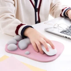 Ergonomic 3D Mouse Pad with Wrist Support Cute Cat Paw Soft Comfortable Silicone Wrist Rest Mice Mat Anti-Slip Wrist Pad for Computer Office Computer Game