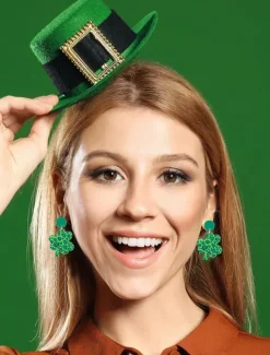 Glitter Shamrock Drop Earrings – Festive St. Patrick's Day Jewelry for Women, Lightweight Dangle Design for Celebrations and Everyday Wear