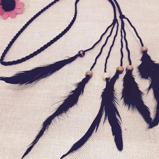 Gorgeous Boho Feather Dreamcatcher Headband - A Must-Have Hair Accessory for the Stylish Woman!