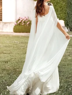Hall Casual Wedding Dresses A-Line Square Neck Sleeveless Sweep / Brush Train Chiffon Bridal Gowns With Pleats Appliques