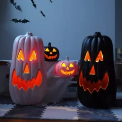 Halloween Black and White Pumpkin Lantern Automatic Switch LED Garden Paradise Glowing Creative Atmospheric Ornament