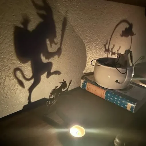 Halloween Horror Candle Holder Metal Decoration Funny Shadow Stand, Halloween Funny Candle Holder Desktop Decoration ( Without Candles )