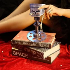 Halloween Piston Skull Face Sculpture, Resin Piston Skull Face Sculpture, Piston Man Head Statue Handmade Art Figure Miniature Ornaments for Decoration Halloween Skeleton Decoration