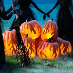 Halloween Pumpkin Lantern Jack-O-Lantern Battery Operated Lighted Flame Pumpkin Party Favor Outdoor Garden Decoration