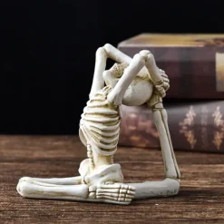 Halloween Yoga skeleton figure decoration with skull resin craft knickknacks