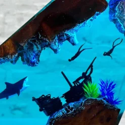 Handmade Ocean Resin Night Light, Great White Shark and Couple Diver Night Light, USB Wooden Table Lamp for Home & Office Decor, Unique Art Ornament & Christmas Gift