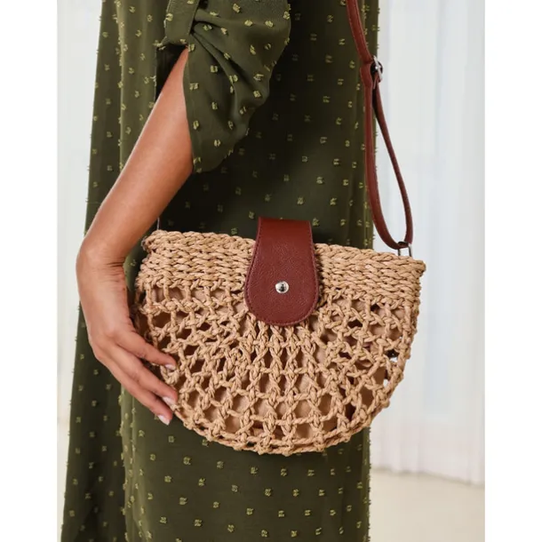 Handwoven Straw Crossbody Bag with Leather Closure - Casual Summer Beach Accessory for Women