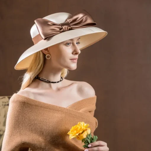 Hats Headwear Plain Twill Bowler / Cloche Hat Sun Hat Wedding Valentine's Day Kentucky Derby Horse Race Melbourne Cup Glam Elegant & Luxurious Romantic With Butterfly Splicing Headpiece Headwear
